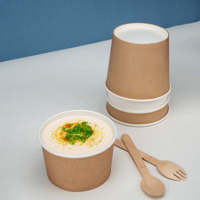 Soup bowls ( paper bowls with paper lids) and sauce containers